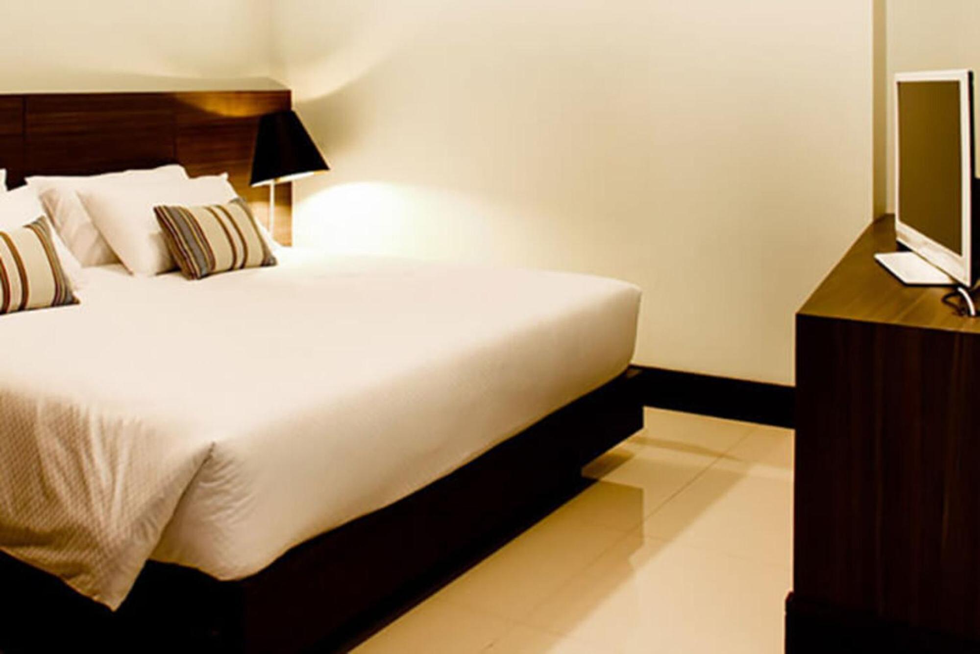 Crystal Suites Suvarnbhumi Airport Bangkok Eksteriør bilde