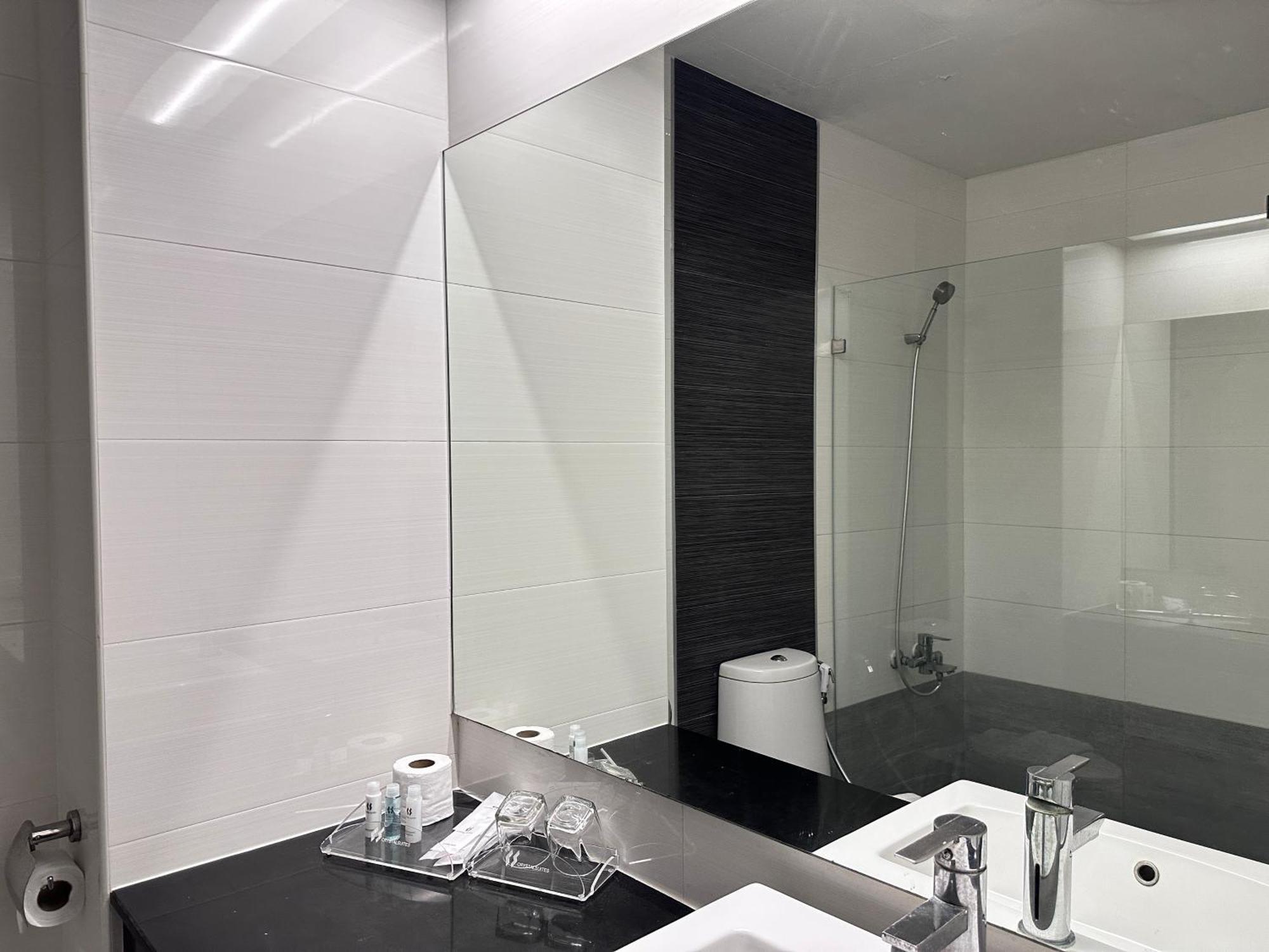 Crystal Suites Suvarnbhumi Airport Bangkok Eksteriør bilde
